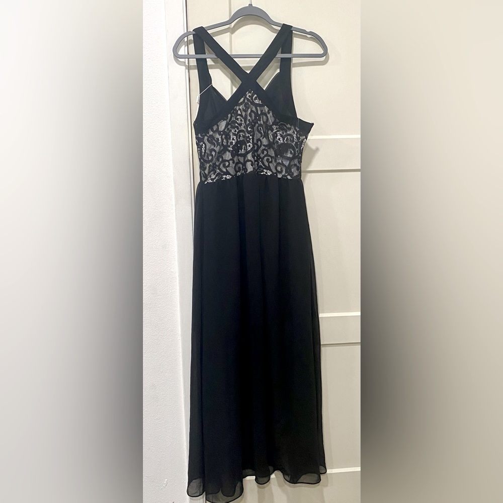 FINAL PRICE💚NWT Kelly Moore Black and White lace and sheer bottom dress size s